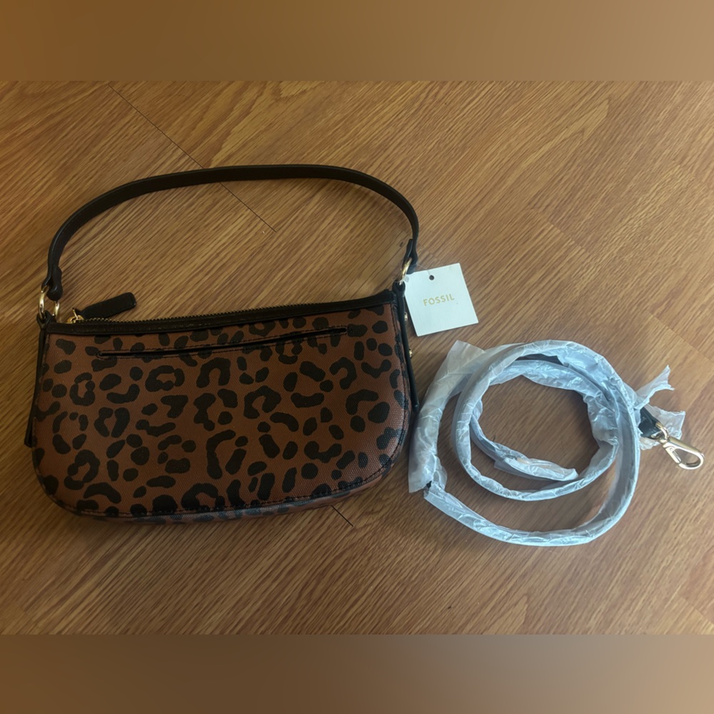 NWT Fossil Jolie Small Crossbody Bag in leopard print